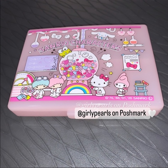Hello Kitty Pill Case or Jewelry Holder Adjustable Removable Partitions Sanrio - Picture 3 of 8